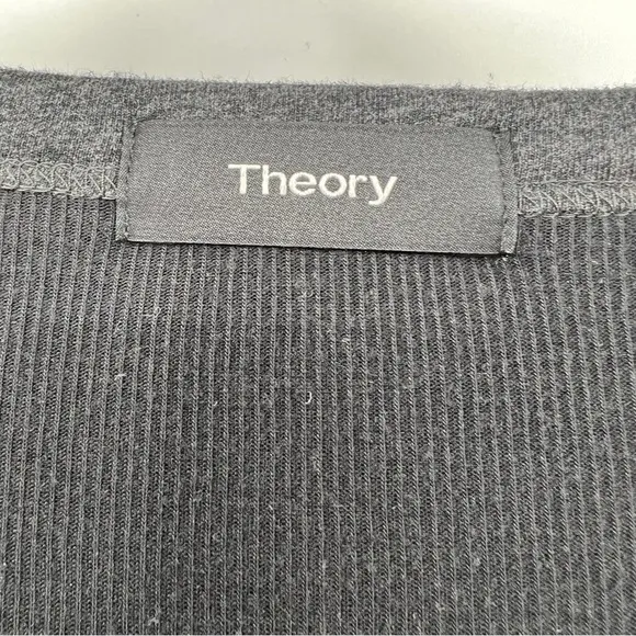 - NEW Theory Double Long-Sleeve Tee in Pima Cotton Charcoal Gray Heathered