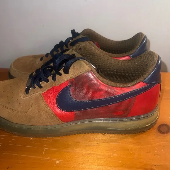 - Nike Air Force XXV   Premium 2007 Vince Carter Brown/blue / Red Sz 11.5