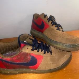 - Nike Air Force XXV   Premium 2007 Vince Carter Brown/blue / Red Sz 11.5