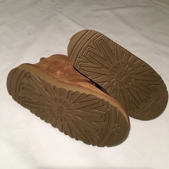 - - UGG New genuine sheepskin sneakers boots…