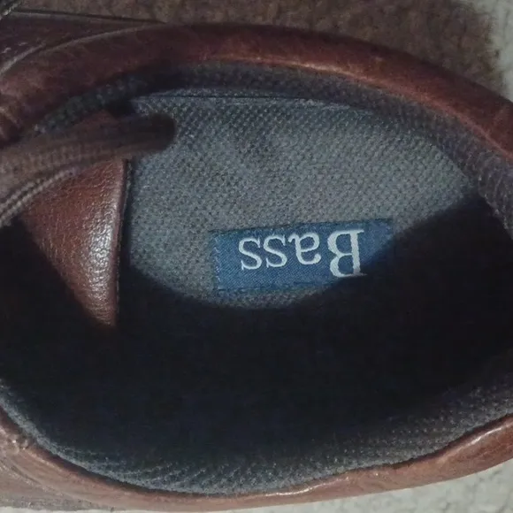 10W Bass Mens Brown Shoes