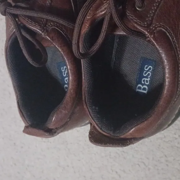 10W Bass Mens Brown Shoes