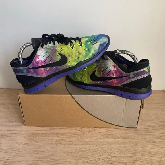 2014 Nike Free 5.0 TR Tie Dye Multicolor Women's running shoes - Size 8.5