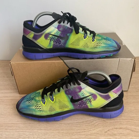 2014 Nike Free 5.0 TR Tie Dye Multicolor Women's running shoes - Size 8.5