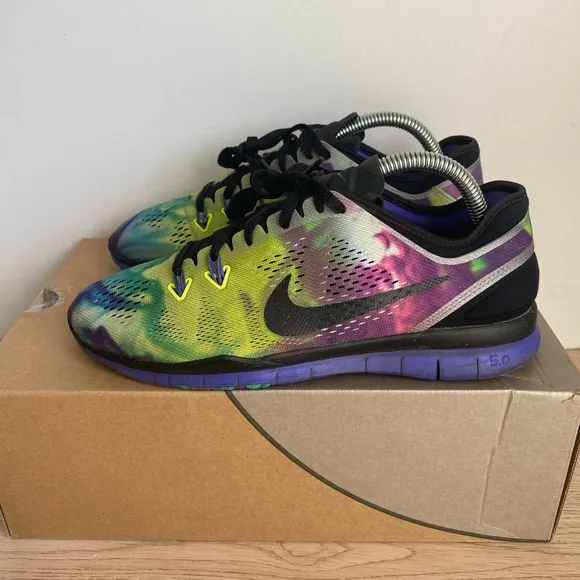 2014 Nike Free 5.0 TR Tie Dye Multicolor Women's running shoes - Size 8.5