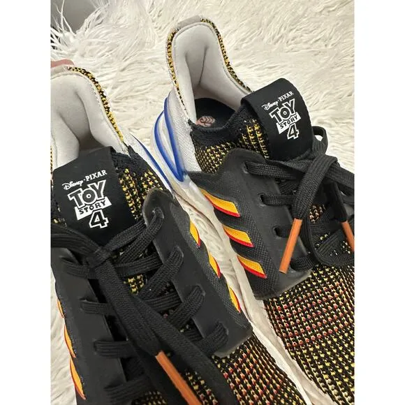 5.5Y Adidas UltraBoost 19 Toy Story Woody Boys Gold Athletic Shoes Sneakers