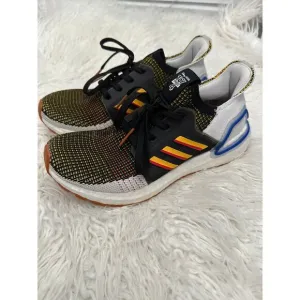 5.5Y Adidas UltraBoost 19 Toy Story Woody Boys Gold Athletic Shoes Sneakers