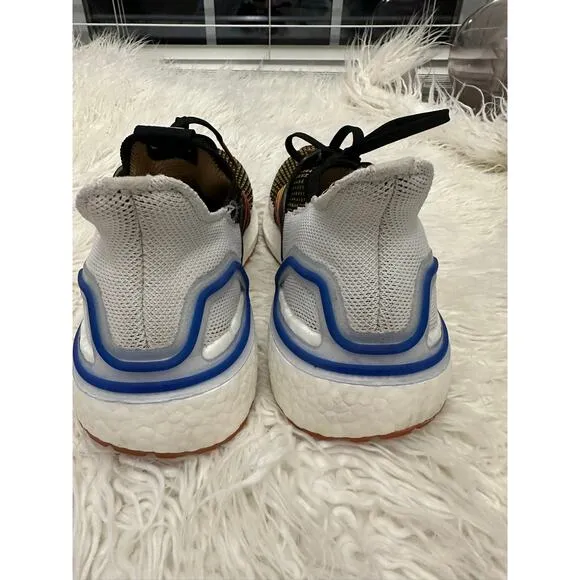 5.5Y Adidas UltraBoost 19 Toy Story Woody Boys Gold Athletic Shoes Sneakers