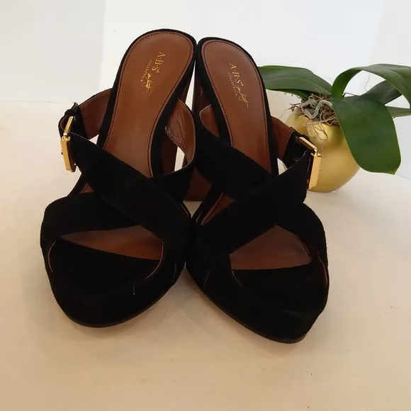 A.B.C. Black suede sandals Y2k