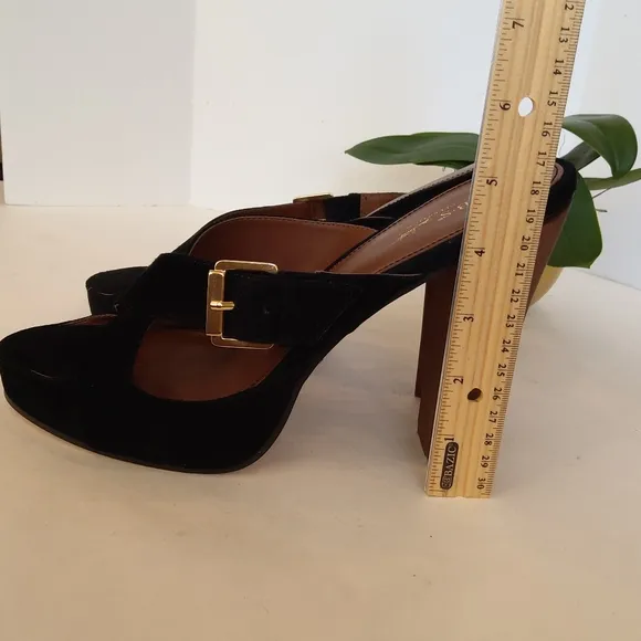 A.B.C. Black suede sandals Y2k
