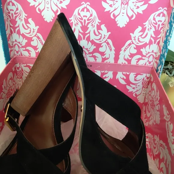 A.B.C. Black suede sandals Y2k