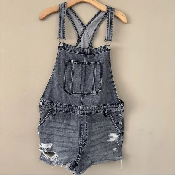 Abercrombie &amp; Fitch Gray Denim Short Overalls Size L