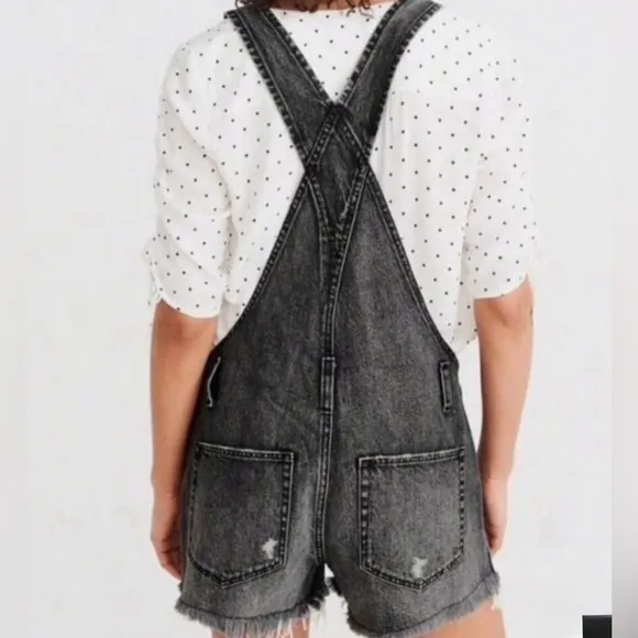 Abercrombie &amp; Fitch Gray Denim Short Overalls Size L
