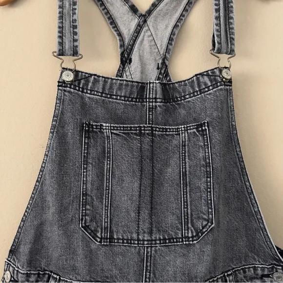 Abercrombie &amp; Fitch Gray Denim Short Overalls Size L