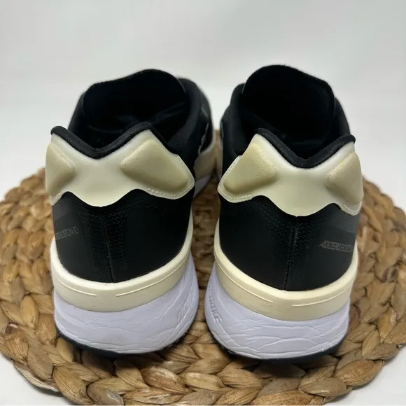 ADIDAS Adizero Boston 10 Running Shoes Black White Size 13 Men's