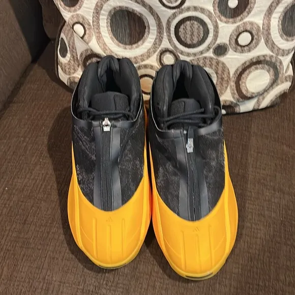 Adidas Crazy Iiinfinity Collector’s Bold Yellow and Black Athletic Shoes