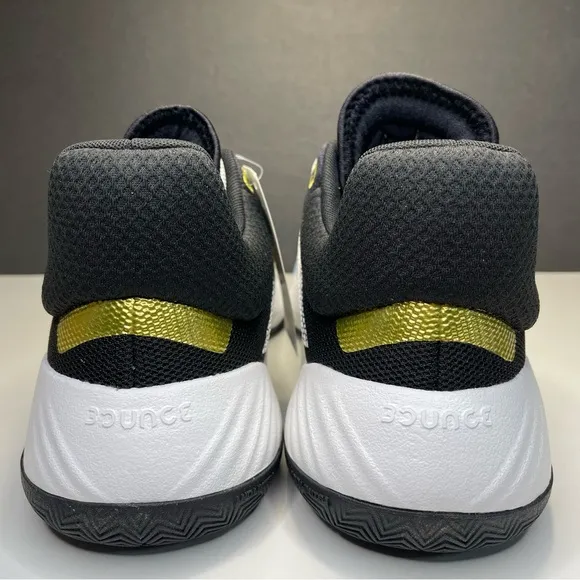 Adidas D.O.N. Issue #1  DONOVAN MITCHELL Basketball Shoes Size Men’s 11.5