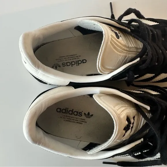 ADIDAS Gazelle ADV Shoes Black Suede White Stripes Size 7