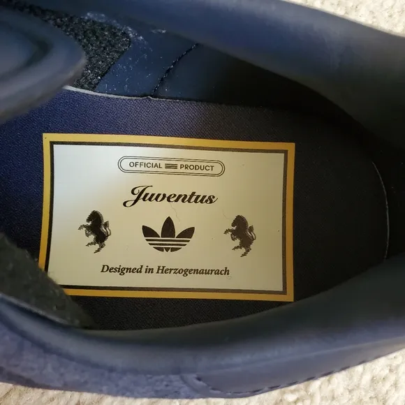 Adidas Gazelle Juventus Terrace Icons Shoes.  Size 6.5