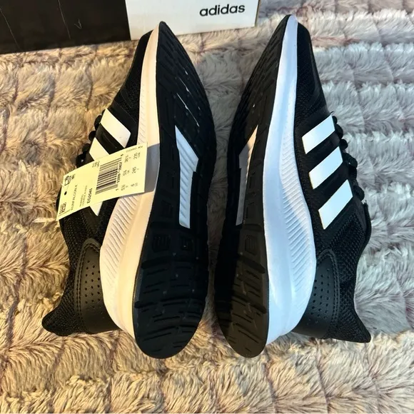 Adidas kids Runfalcon Sneakers size 6