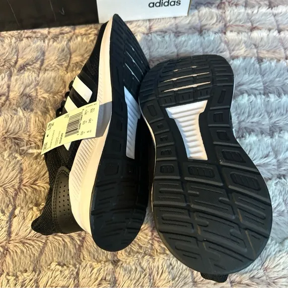 Adidas kids Runfalcon Sneakers size 6