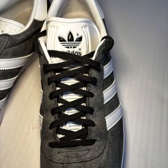 Adidas Men's Gazelle Sneakers Earth Strata Gray suede White size 12