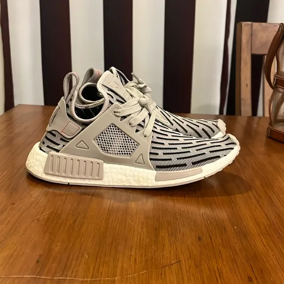 Adidas NMD XR1 PK Primeknit Boost shoes sneakers BB2376 Granite Womens Size 10