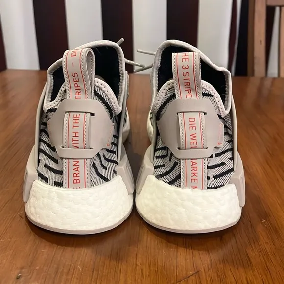 Adidas NMD XR1 PK Primeknit Boost shoes sneakers BB2376 Granite Womens Size 10