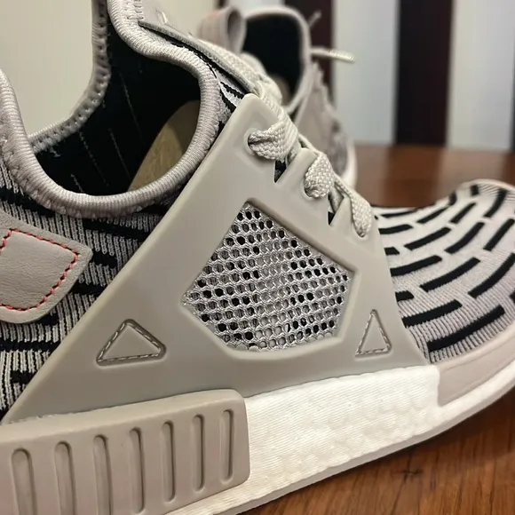 Adidas NMD XR1 PK Primeknit Boost shoes sneakers BB2376 Granite Womens Size 10
