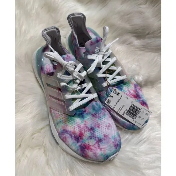 Adidas NWT women ultra boost 21 tie dye running shoes 8 1/2