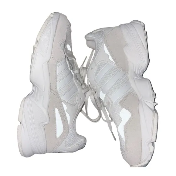 Adidas Originals Yung-96 J Cloud White Grey Size 3.5 G54788
