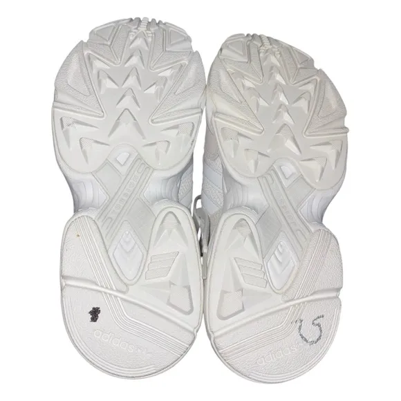 Adidas Originals Yung-96 J Cloud White Grey Size 3.5 G54788