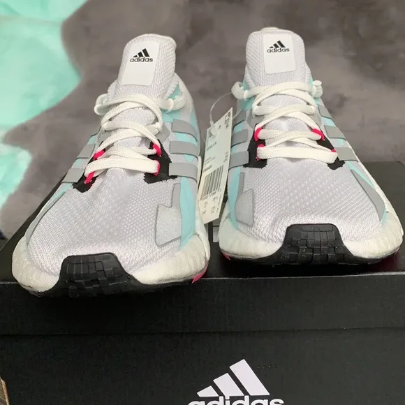 ADIDAS RUNNING SHOES WMNS