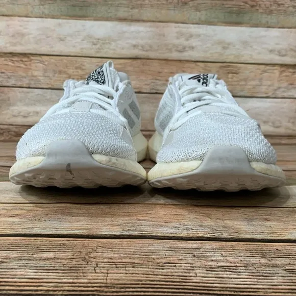 Adidas Senseboost GO Athletic Shoes