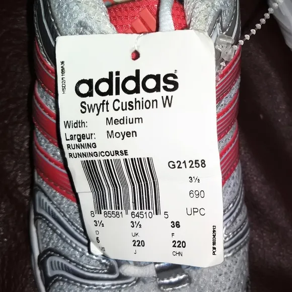 Adidas shoes athletic NWT 7 running silver red