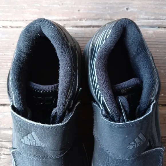 Adidas SIGNATURE TS CREATE Men's sz 10 black Shoes