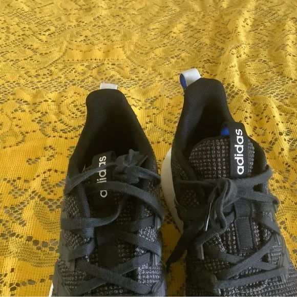 Adidas sneakers black size 8