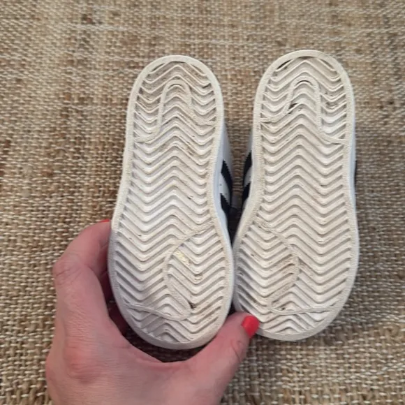 Adidas Superstar Sneakers Shoes White Black Size 7 toddler