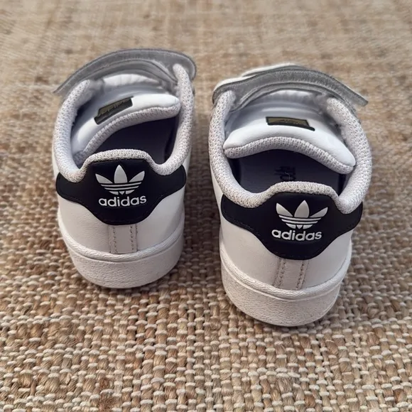 Adidas Superstar Sneakers Shoes White Black Size 7 toddler