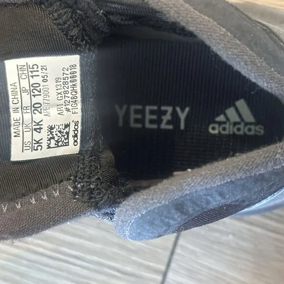 Adidas Toddler Baby Yeezy QNTM 'Onyx' GX1319 Size 5K Sneakers Shoes EUC
