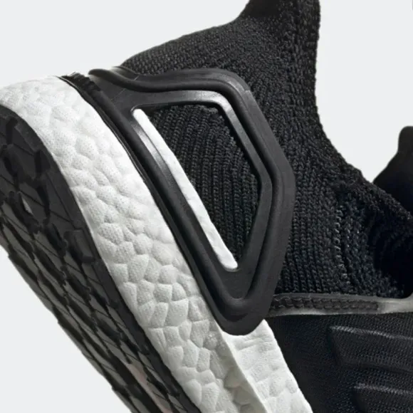Adidas Ultraboost 19 Sneaker - Running Shoes