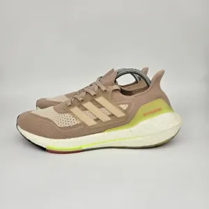 adidas Ultraboost 22 Women's Running Shoes Size 9