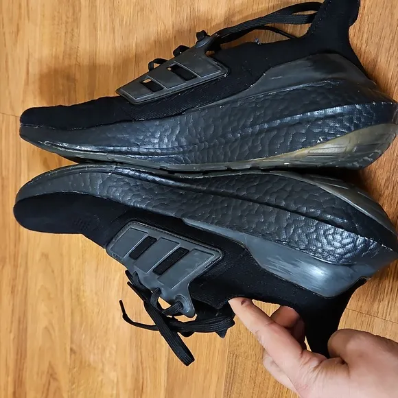 Adidas Ultraboost Black Running Shoes Size 12