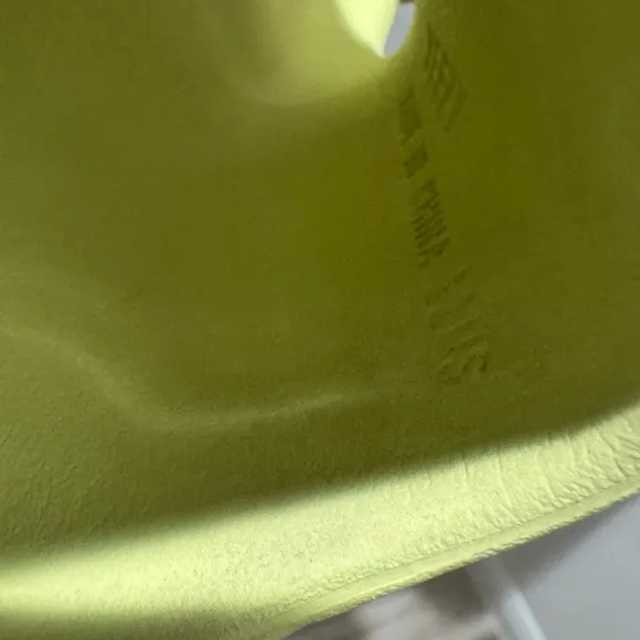 Adidas Yeezy Slides Glow Green Yellow Size 11 , no box, used