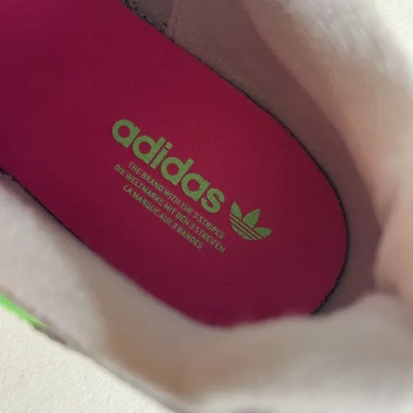 Adidas Yung-96 Juniors Size 5 Gray Pink Green Shoes Sneakers New!