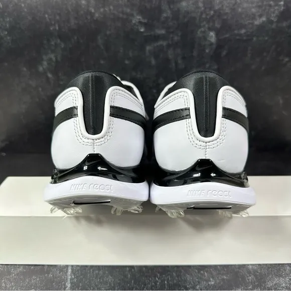 AIR ZOOM VICTORY TOUR 2 WHITE BLACK MENS LEATHER SPIKED GOLF SHOES SIZE 11.5 NEW