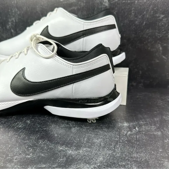 AIR ZOOM VICTORY TOUR 2 WHITE BLACK MENS LEATHER SPIKED GOLF SHOES SIZE 11.5 NEW