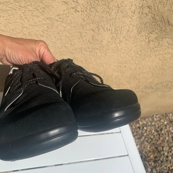 Alegria black suede shoelace shoes size 8-8.5 ( European 38)
