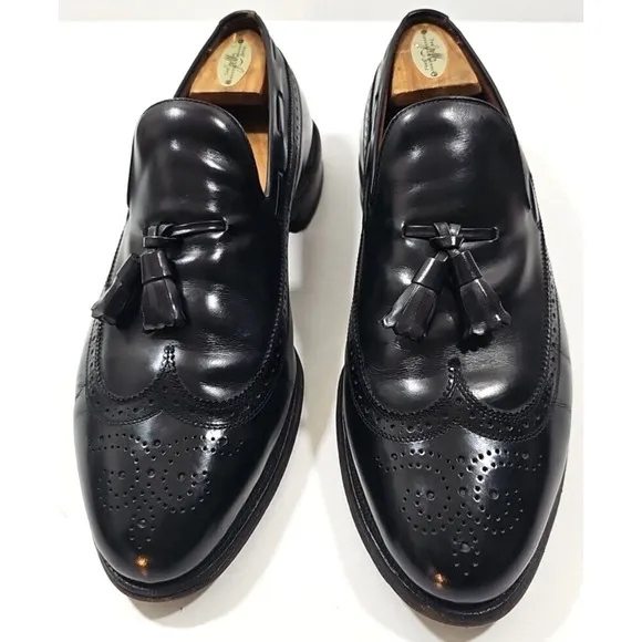 Allen Edmonds Berwick ~Men’s Size 10E~ Black Leather Tassel Loafers Dress Shoes.