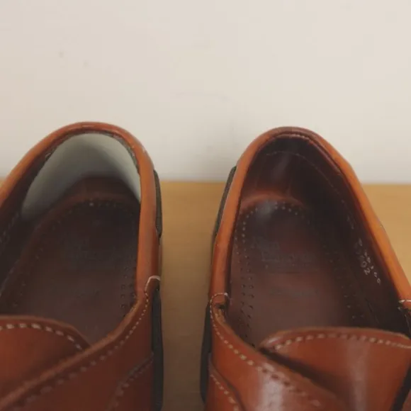 Allen Edmonds Boat Shoes Mens 9.5 B Brown Leather Eastport 43502